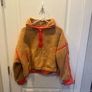 Free People FP Movement Mountain
High 1/2 Zip Fleece Brown Motif size S
